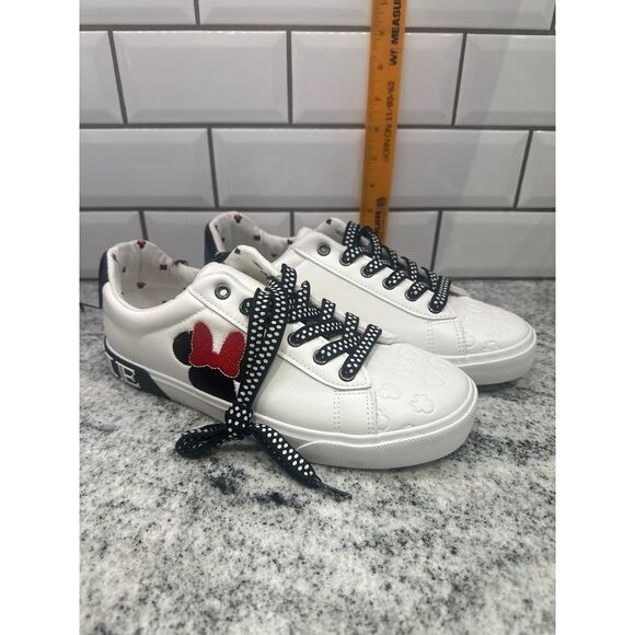 Sneakers‎ Women's Minnie Mouse Size 9 Disney GroundUp - Picture 1 of 7
